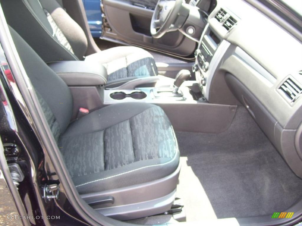 2010 Fusion SE - Tuxedo Black Metallic / Charcoal Black photo #10