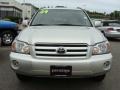 2004 Millenium Silver Metallic Toyota Highlander V6  photo #2