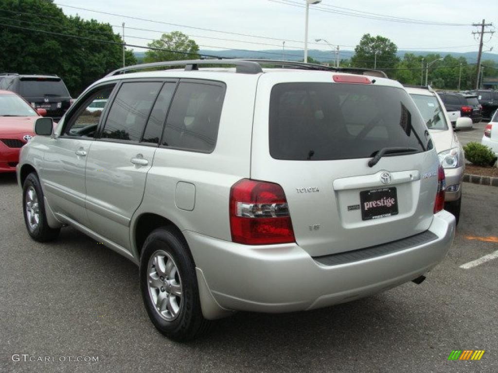 2004 Highlander V6 - Millenium Silver Metallic / Ash photo #4