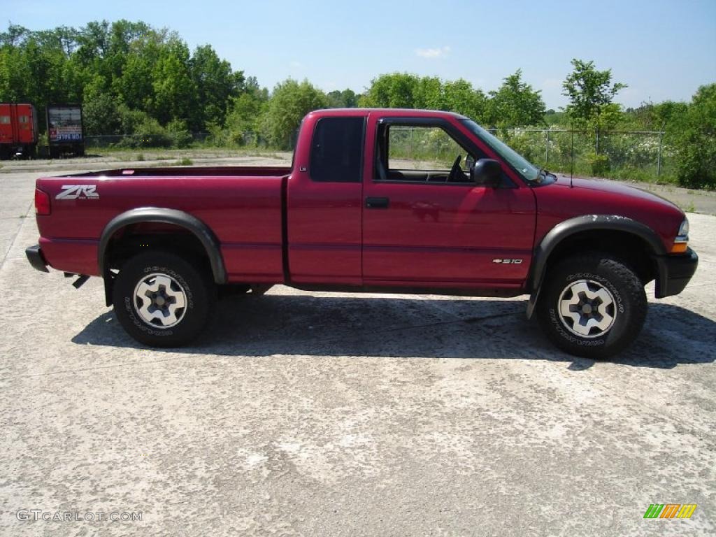 1999 S10 LS Extended Cab 4x4 - Dark Cherry Red Metallic / Medium Gray photo #6