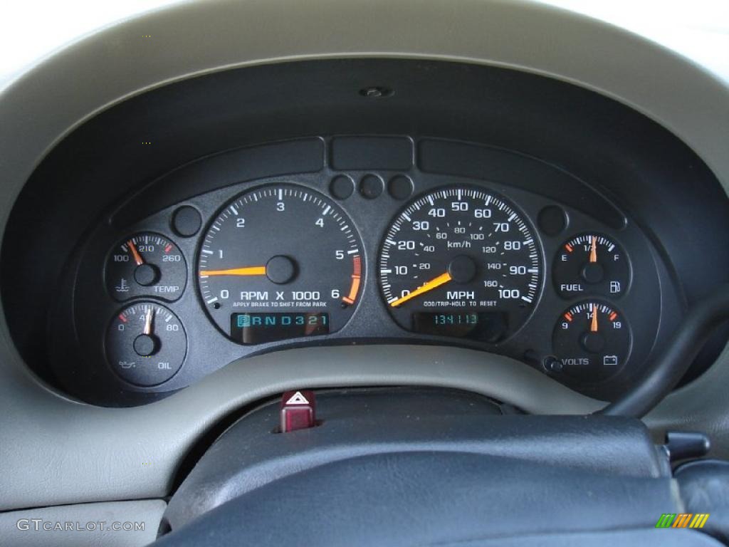 1999 S10 LS Extended Cab 4x4 - Dark Cherry Red Metallic / Medium Gray photo #28