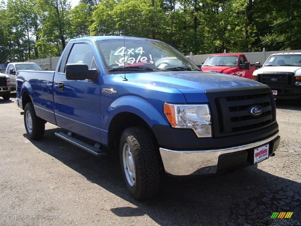 2010 F150 XL Regular Cab 4x4 - Blue Flame Metallic / Medium Stone photo #7