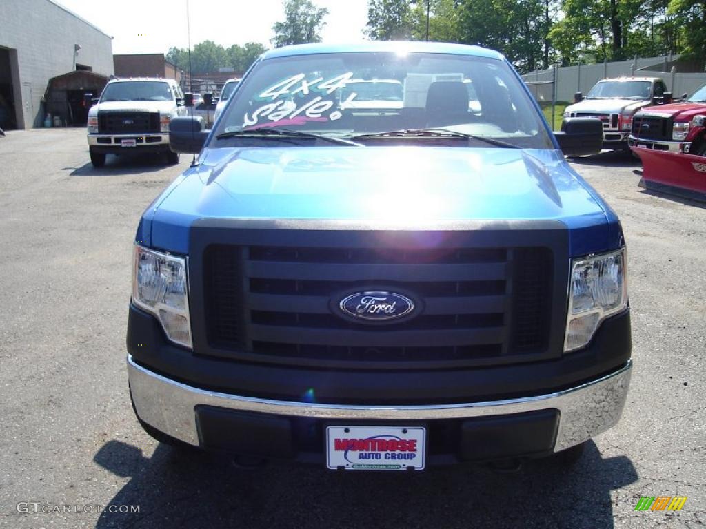 2010 F150 XL Regular Cab 4x4 - Blue Flame Metallic / Medium Stone photo #8