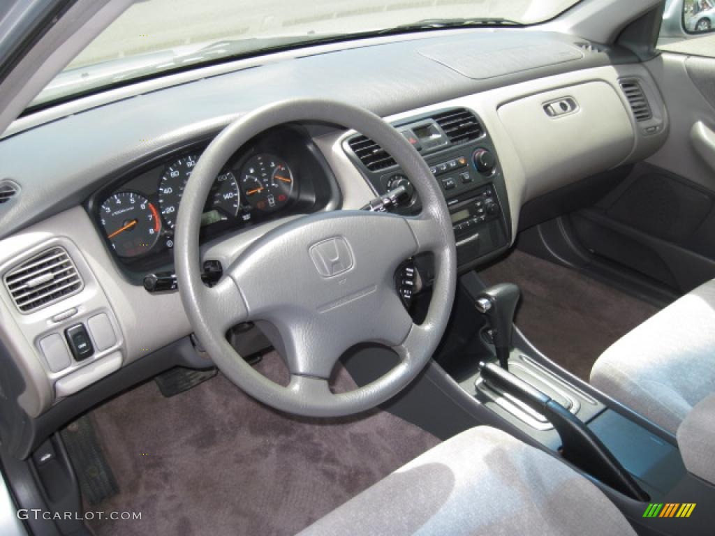 2002 Accord LX Sedan - Satin Silver Metallic / Quartz Gray photo #14