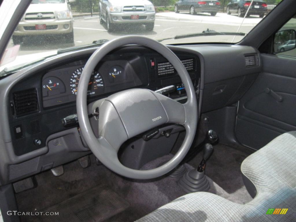 1991 Pickup Deluxe Regular Cab 4x4 - White / Gray photo #14