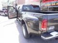 2006 Dark Shadow Grey Metallic Ford F350 Super Duty Lariat Crew Cab 4x4 Dually  photo #25