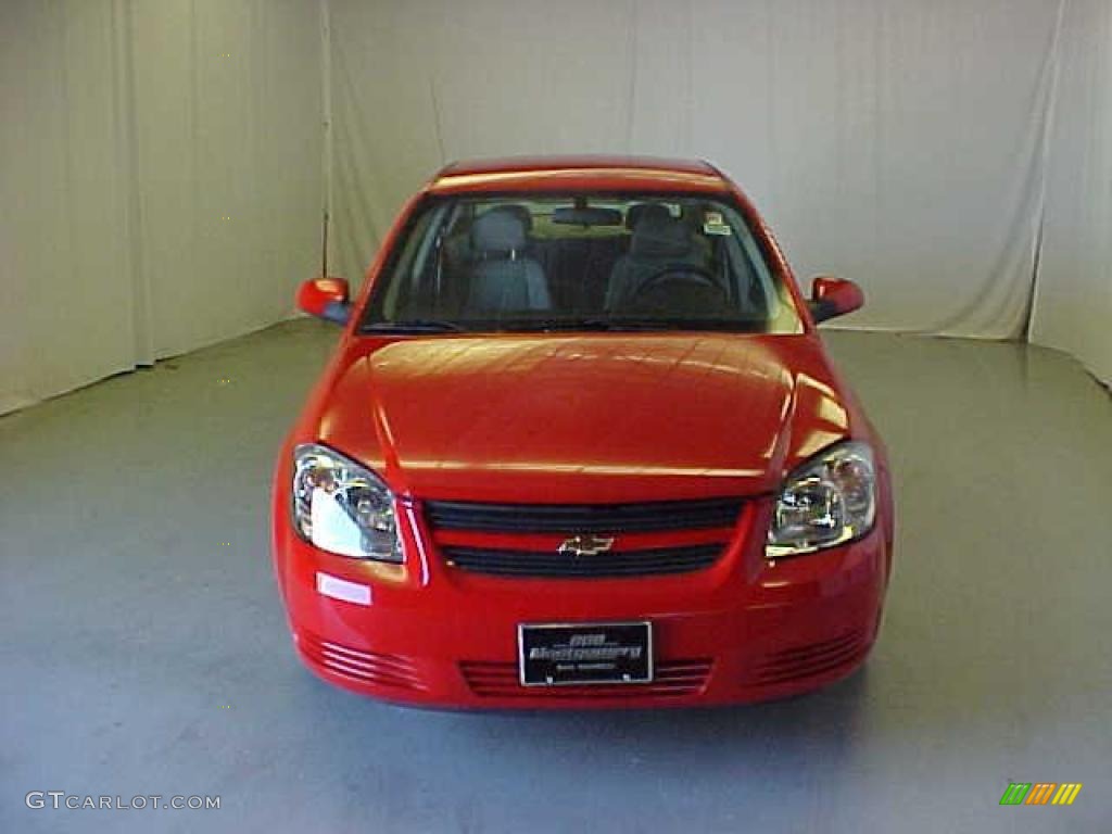 2009 Cobalt LT Sedan - Victory Red / Gray photo #2