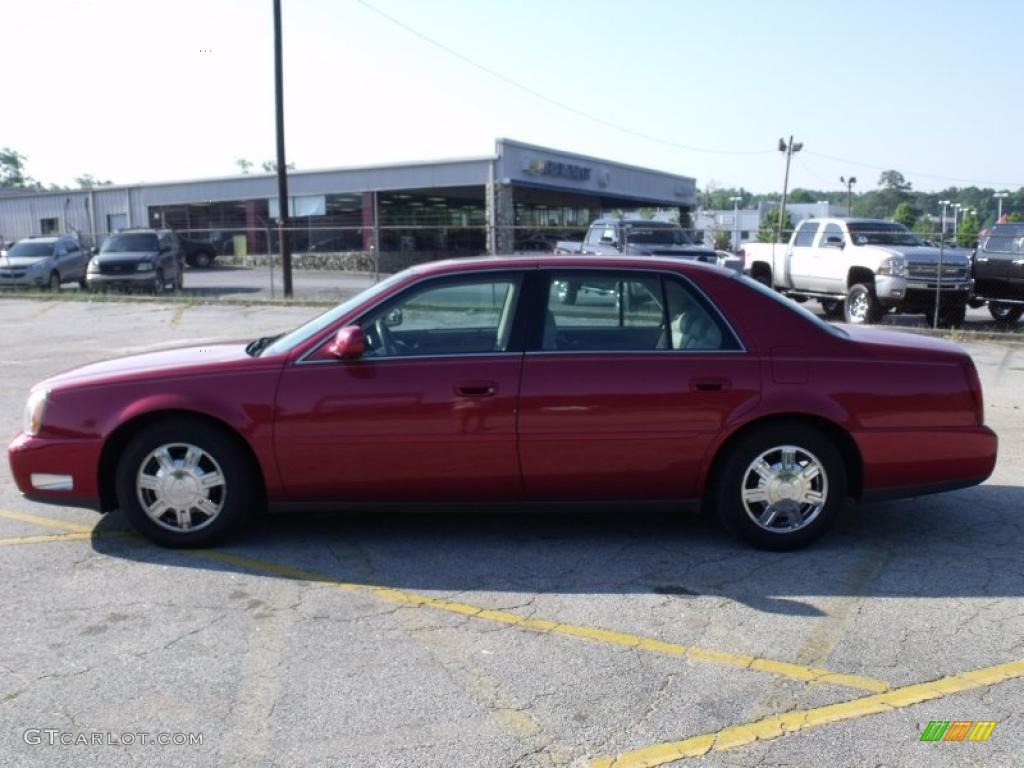 2004 DeVille Sedan - Crimson Red Pearl / Cashmere photo #2
