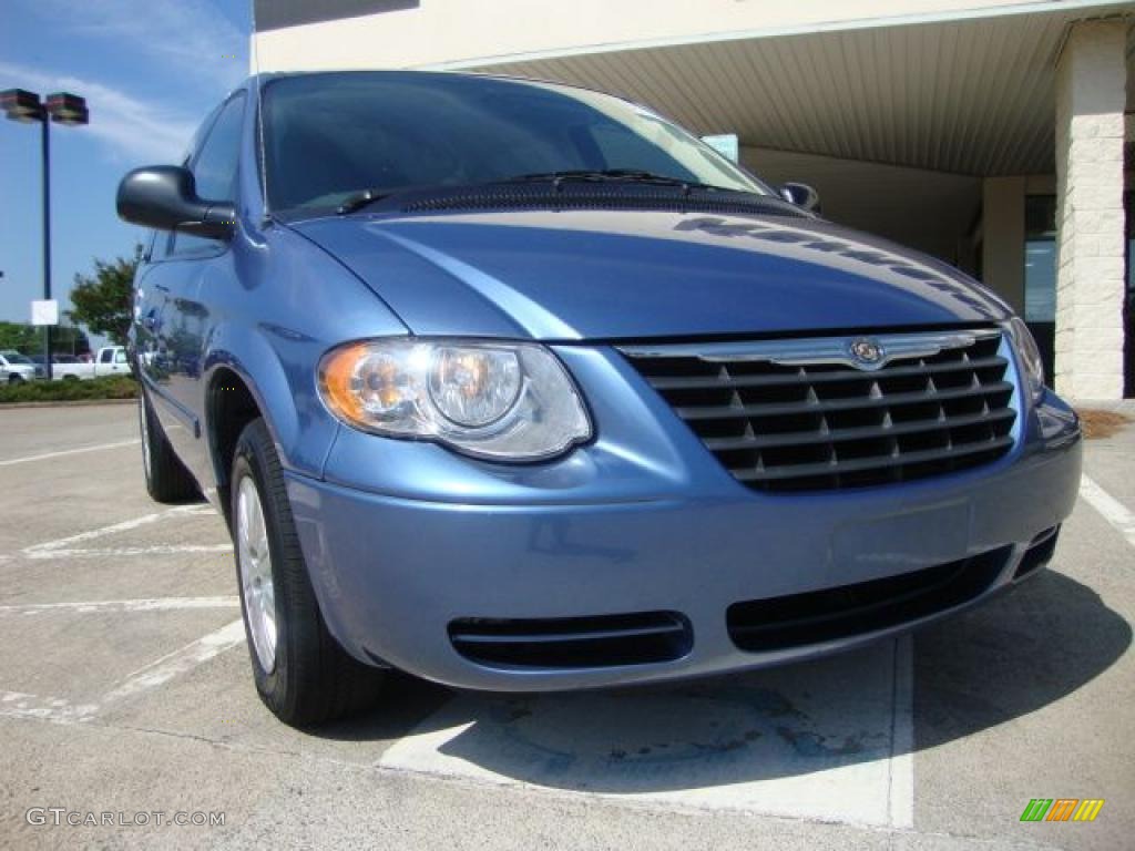 2007 Town & Country LX - Marine Blue Pearl / Medium Slate Gray photo #1