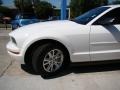 2008 Performance White Ford Mustang V6 Deluxe Coupe  photo #26
