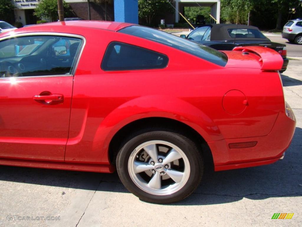 2007 Mustang GT Premium Coupe - Torch Red / Dark Charcoal photo #26