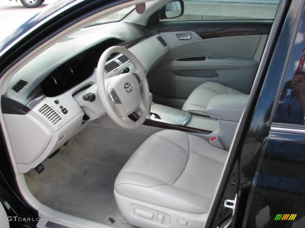 2008 Avalon XLS - Black / Ash Gray photo #4