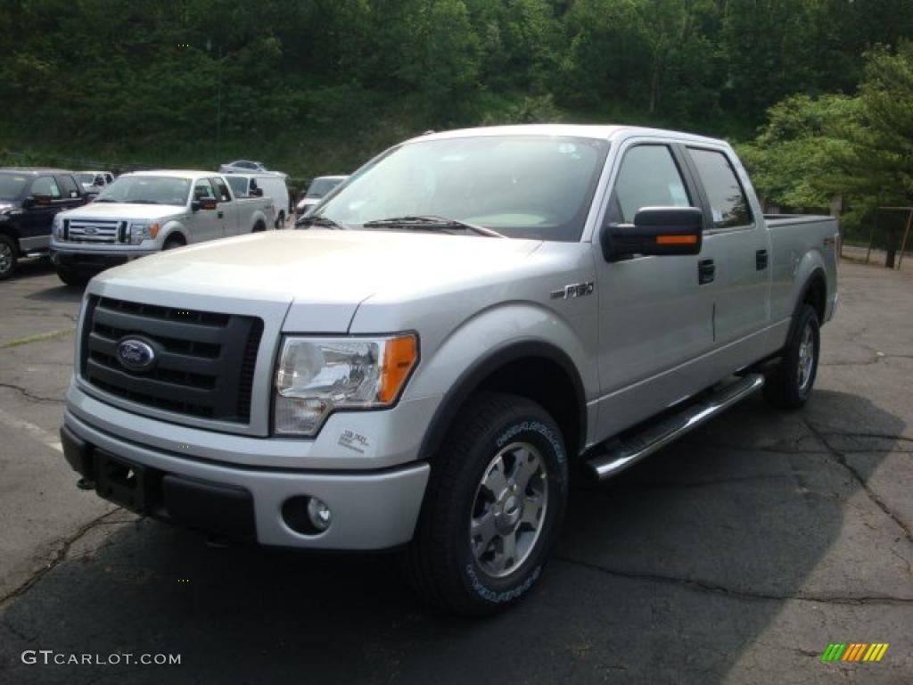 2010 F150 XLT SuperCrew 4x4 - Ingot Silver Metallic / Black photo #10