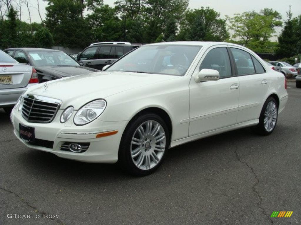 2008 E 350 4Matic Sedan - Arctic White / Cashmere photo #1