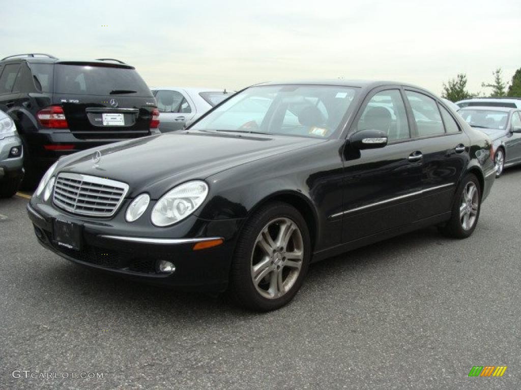 2005 E 500 4Matic Sedan - Black / Black photo #1