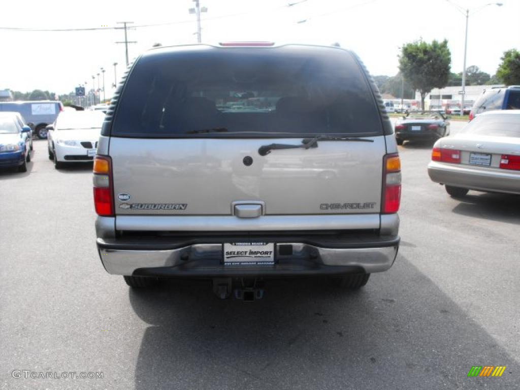 2003 Suburban 1500 LT 4x4 - Light Pewter Metallic / Tan/Neutral photo #5