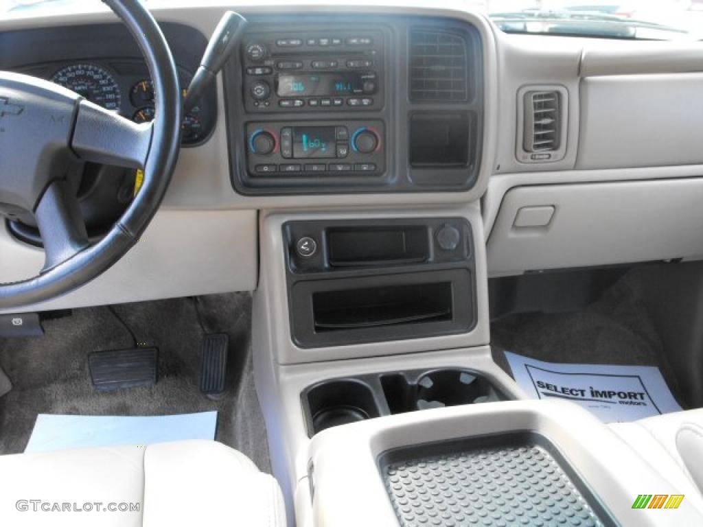 2003 Suburban 1500 LT 4x4 - Light Pewter Metallic / Tan/Neutral photo #11