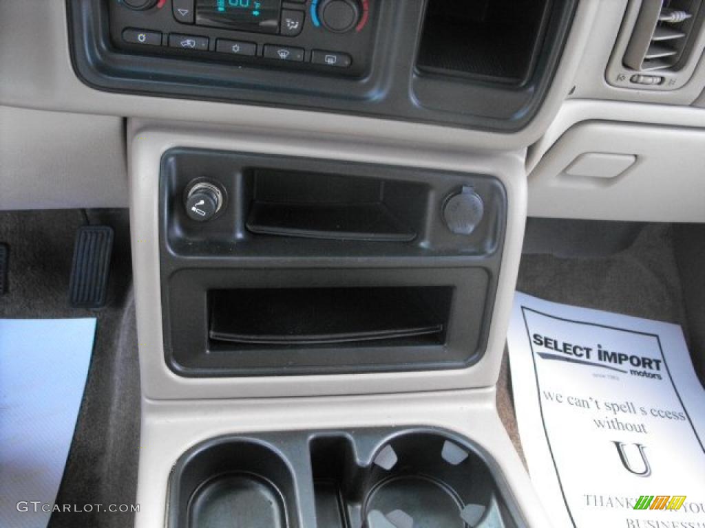 2003 Suburban 1500 LT 4x4 - Light Pewter Metallic / Tan/Neutral photo #13