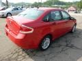 Vermillion Red - Focus SE Sedan Photo No. 4