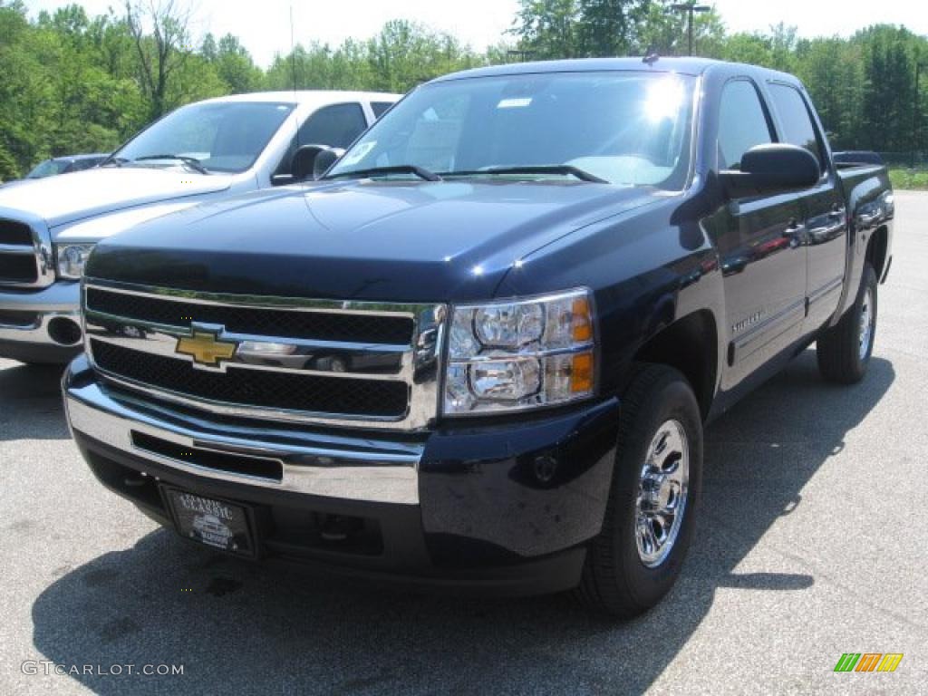 2010 Silverado 1500 LS Crew Cab 4x4 - Imperial Blue Metallic / Dark Titanium photo #1
