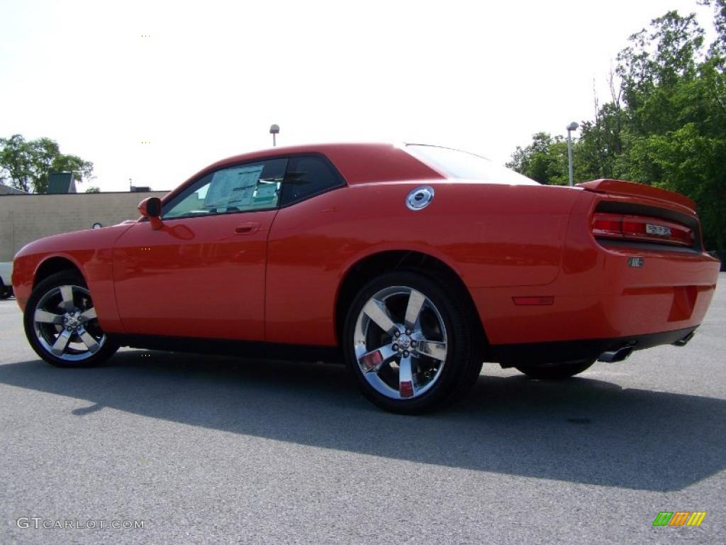 2010 Challenger R/T - HEMI Orange / Dark Slate Gray photo #6