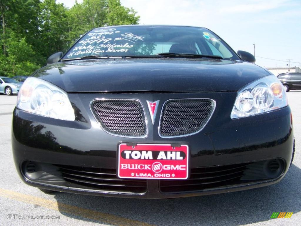 2007 G6 Sedan - Black / Ebony photo #2