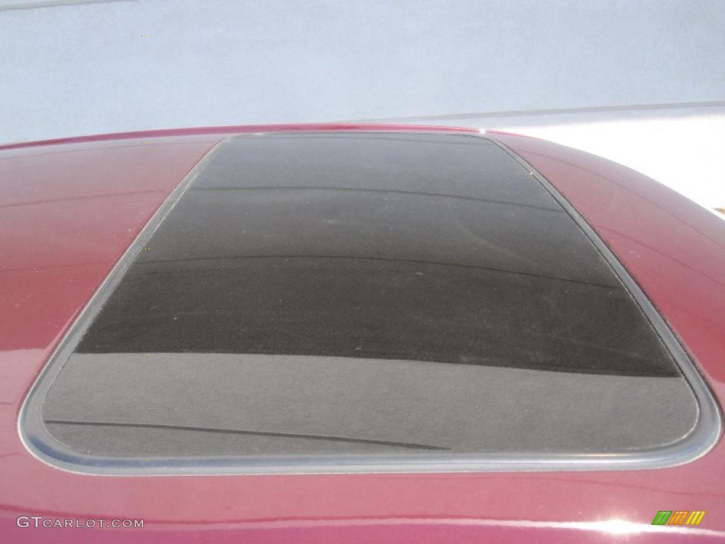 2004 Sonata V6 - Ruby Red / Beige photo #9