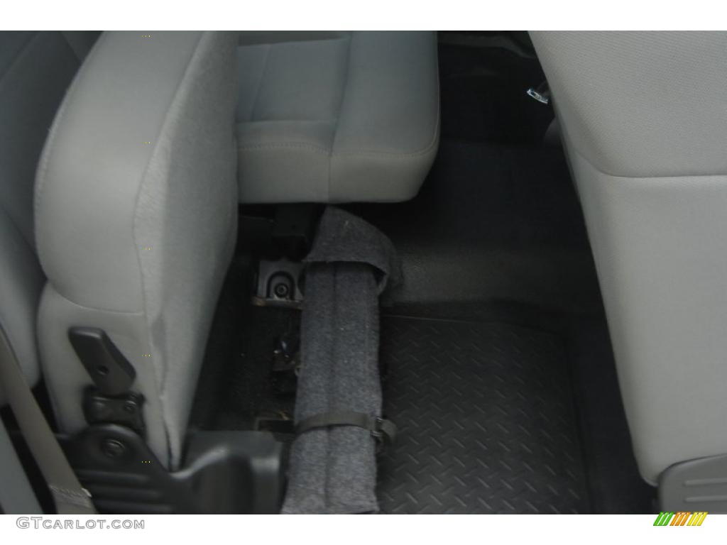 2006 F150 XL SuperCab 4x4 - Black / Medium Flint photo #36