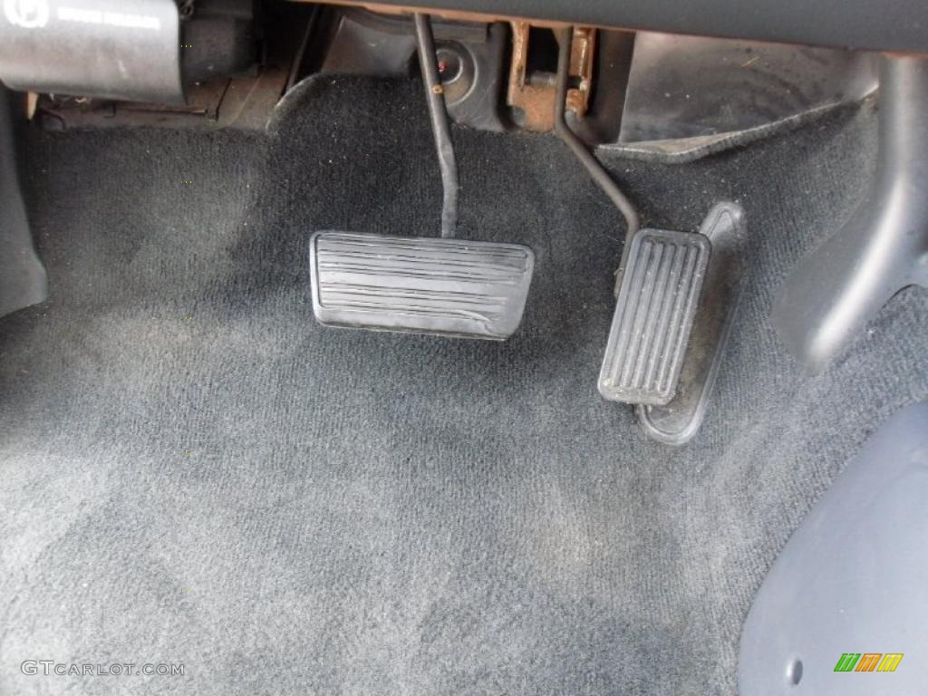 1999 Silverado 1500 LS Extended Cab 4x4 - Victory Red / Graphite photo #13