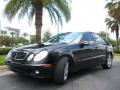 Black - E 500 Sedan Photo No. 2