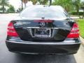 Black - E 500 Sedan Photo No. 7