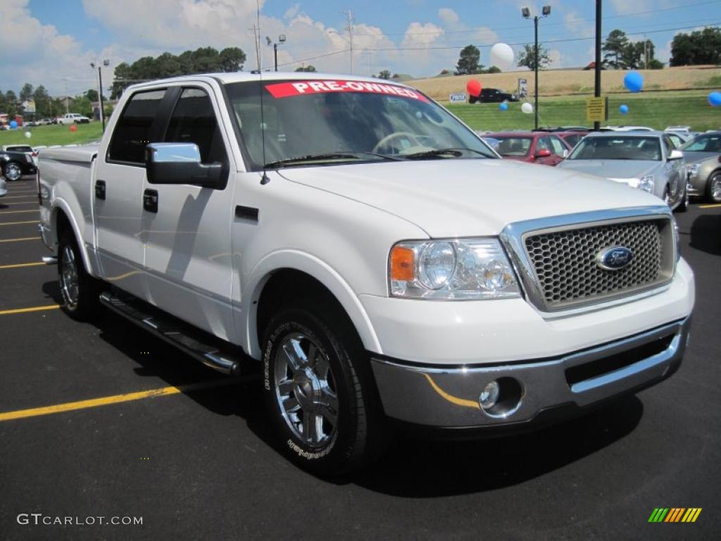 2006 F150 Lariat SuperCrew - Oxford White / Tan photo #2