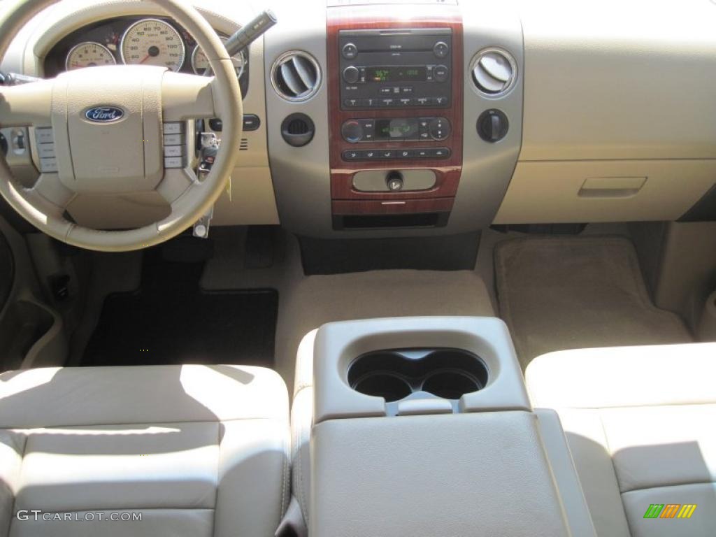 2006 F150 Lariat SuperCrew - Oxford White / Tan photo #9