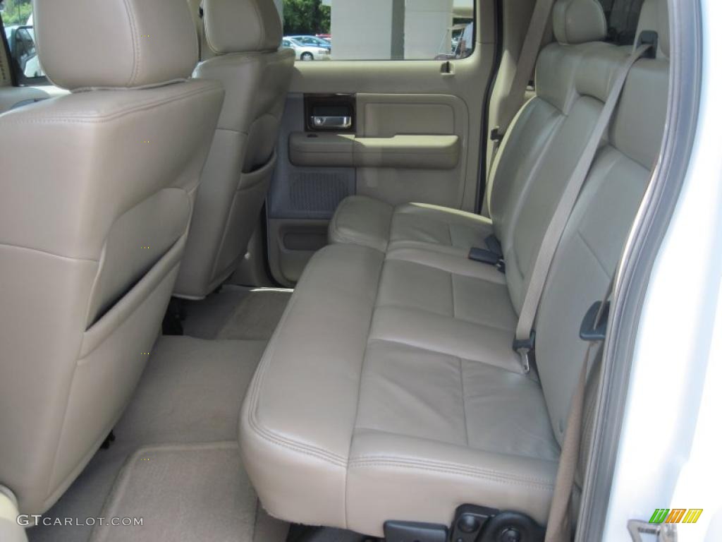2006 F150 Lariat SuperCrew - Oxford White / Tan photo #11