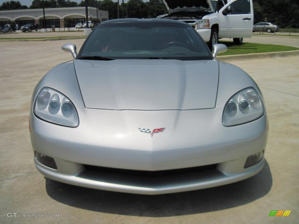 2005 Corvette Coupe - Machine Silver / Red photo #5