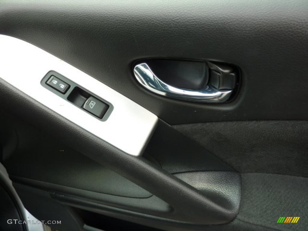 2009 Murano S AWD - Brilliant Silver Metallic / Black photo #16