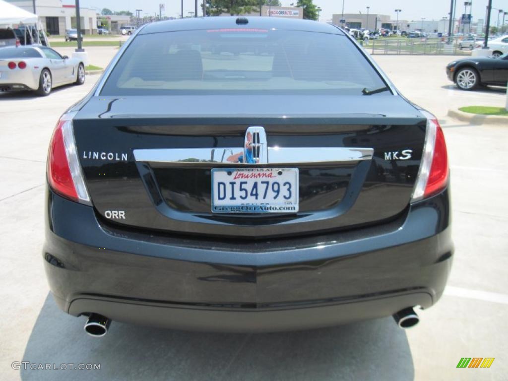 2009 MKS Sedan - Tuxedo Black Metallic / Light Camel photo #6