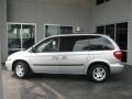 2004 Bright Silver Metallic Dodge Caravan SXT  photo #7