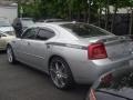 Bright Silver Metallic - Charger SE Photo No. 7