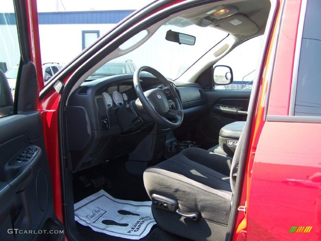 2005 Ram 1500 SLT Quad Cab 4x4 - Flame Red / Dark Slate Gray photo #5
