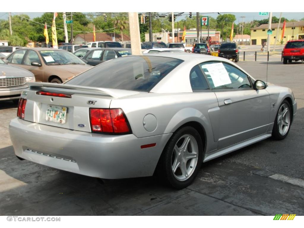 2000 Mustang GT Coupe - Silver Metallic / Dark Charcoal photo #7
