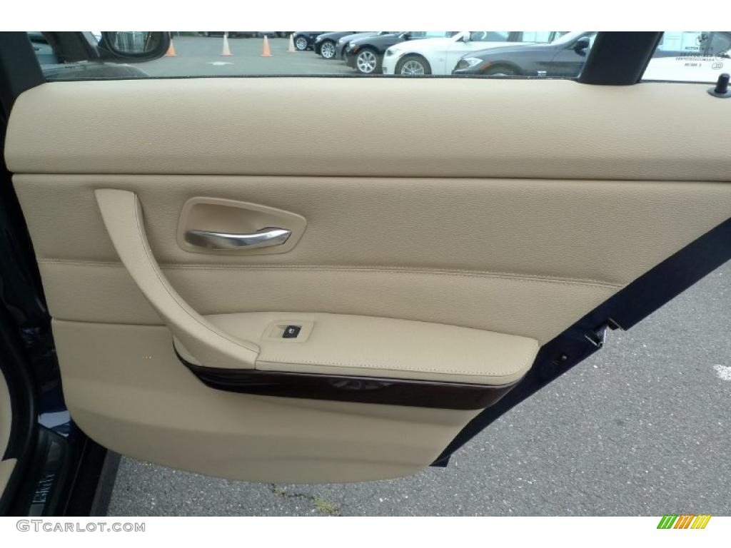 2010 3 Series 328i xDrive Sedan - Monaco Blue Metallic / Beige photo #31