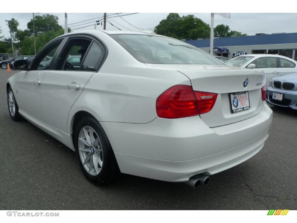 2010 3 Series 328i xDrive Sedan - Alpine White / Black photo #5