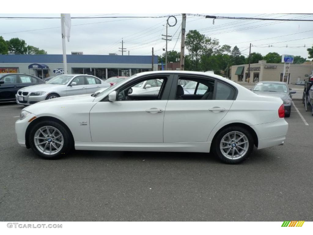 2010 3 Series 328i xDrive Sedan - Alpine White / Black photo #8