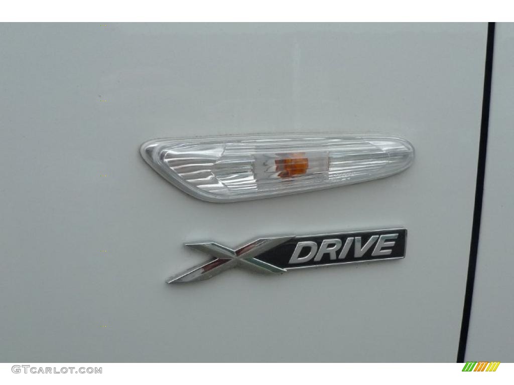 2010 3 Series 328i xDrive Sedan - Alpine White / Black photo #11