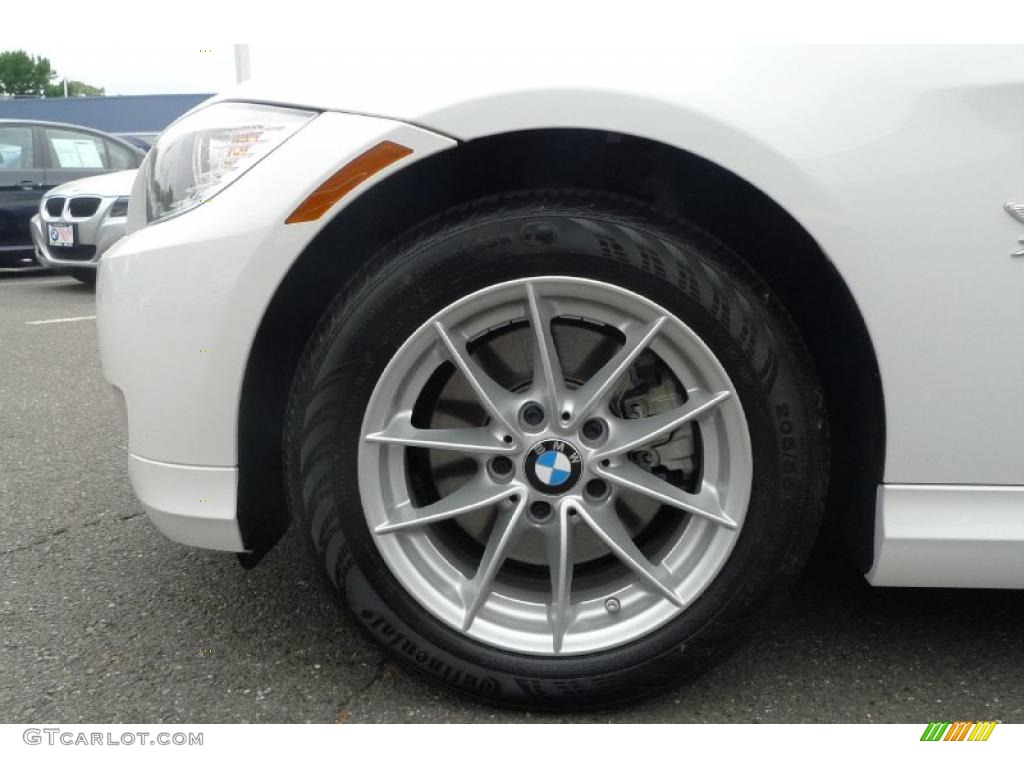 2010 3 Series 328i xDrive Sedan - Alpine White / Black photo #17