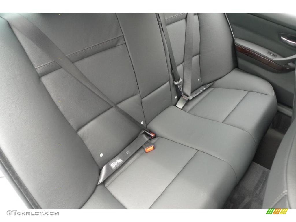 2010 3 Series 328i xDrive Sedan - Alpine White / Black photo #29