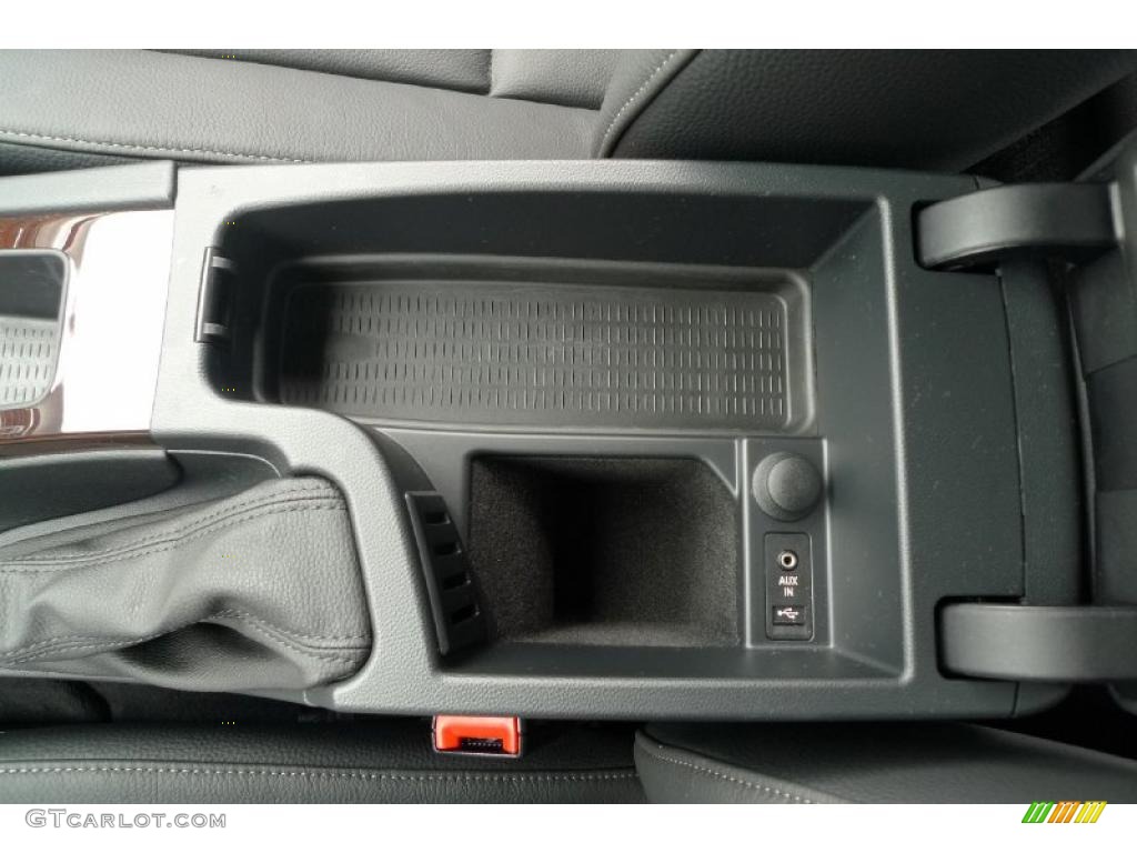 2010 3 Series 328i xDrive Sedan - Alpine White / Black photo #45