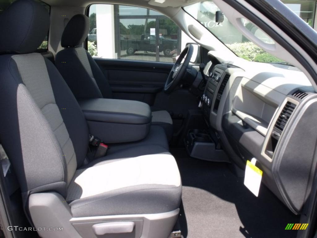 2010 Ram 1500 ST Regular Cab - Brilliant Black Crystal Pearl / Dark Slate Gray photo #13