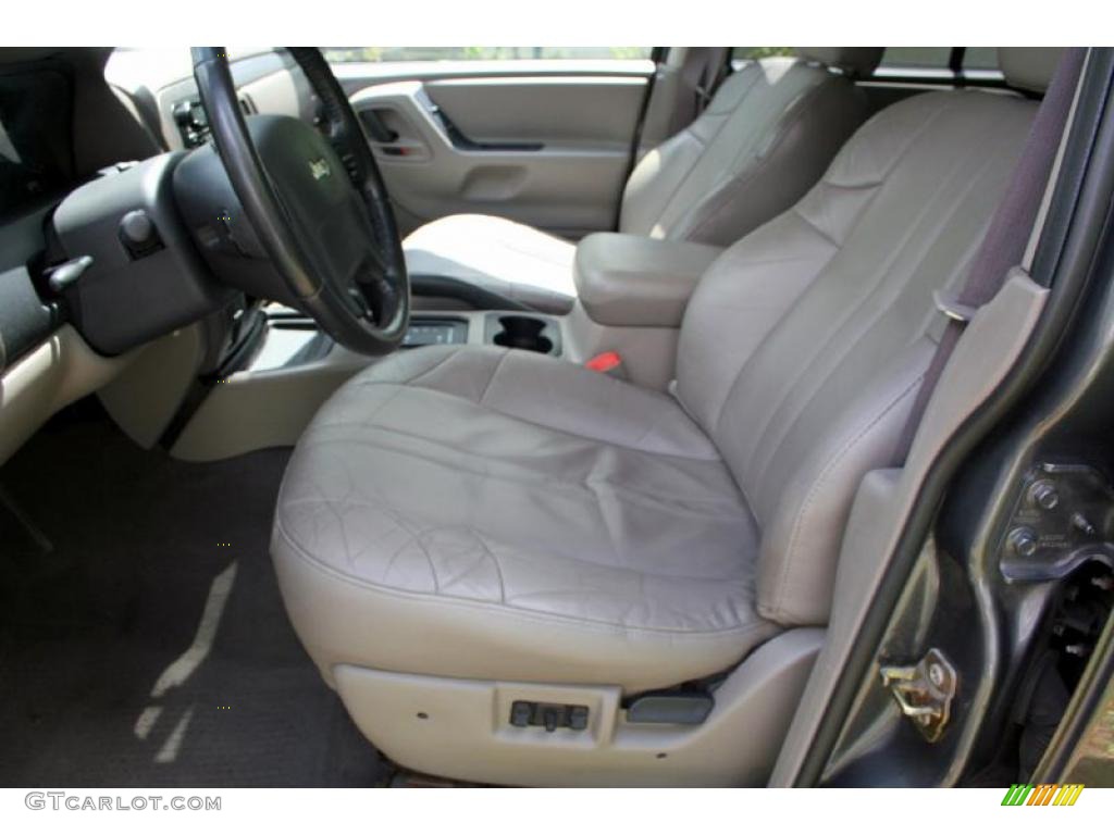 2004 Grand Cherokee Laredo 4x4 - Graphite Metallic / Dark Slate Gray photo #37